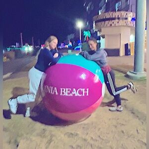 Meet your Posher, Lara